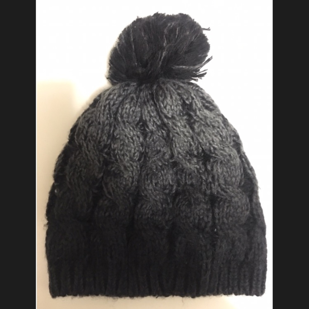 Cable knit ombré beanie with pom